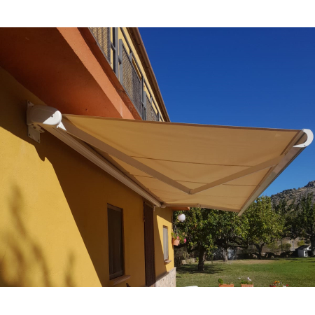 Toldo Cofre Samoa 4.00 m x 3.50 m Motorizado con mando a distancia y maniobra auxiliar